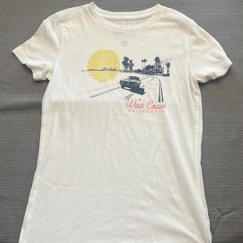 Fitted Graphic tee - Aeropostale/Free state